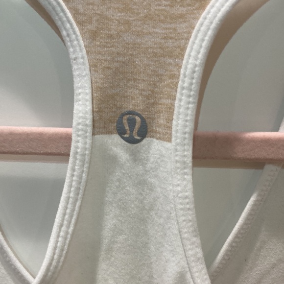 Lululemon cream and tan striped racer back top size XS - Picture 3 of 3